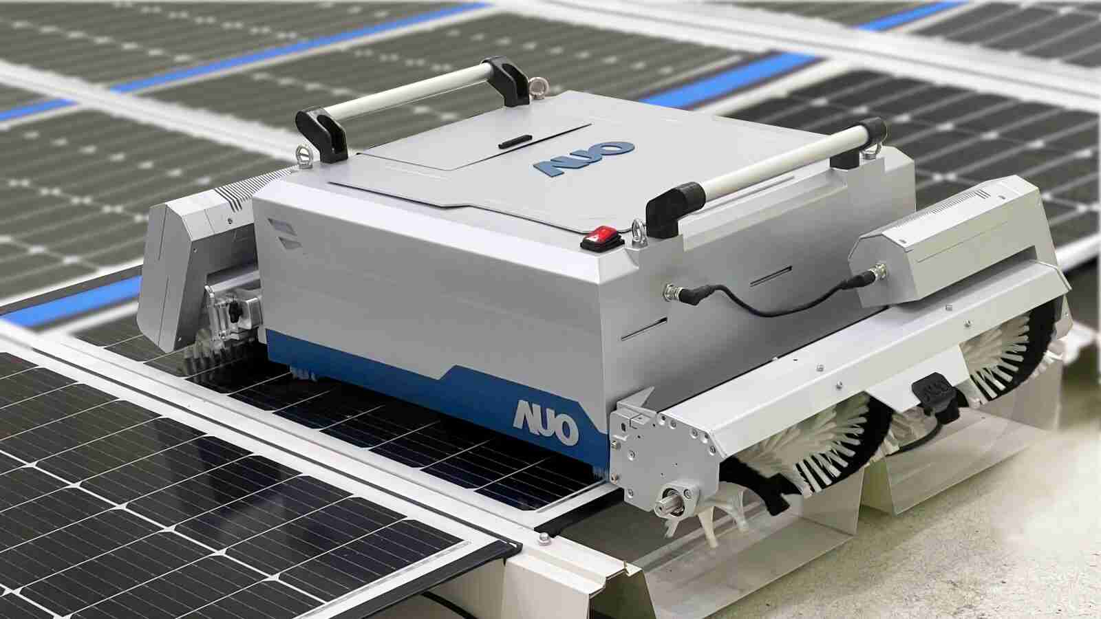 赏金国际致力EPC场域技术升级，，导入清洁机器人搭配传感器与AI数据分析，，，大幅减少维运成本